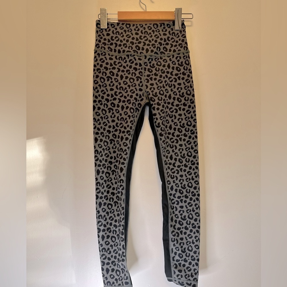 143. Allfenix animal print yoga pants